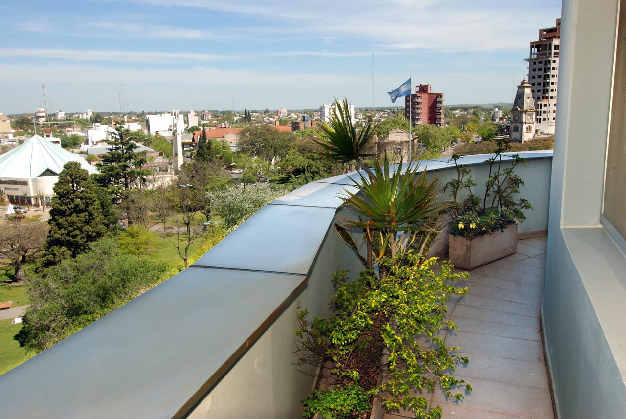 Plaza Suites Campana Exterior foto