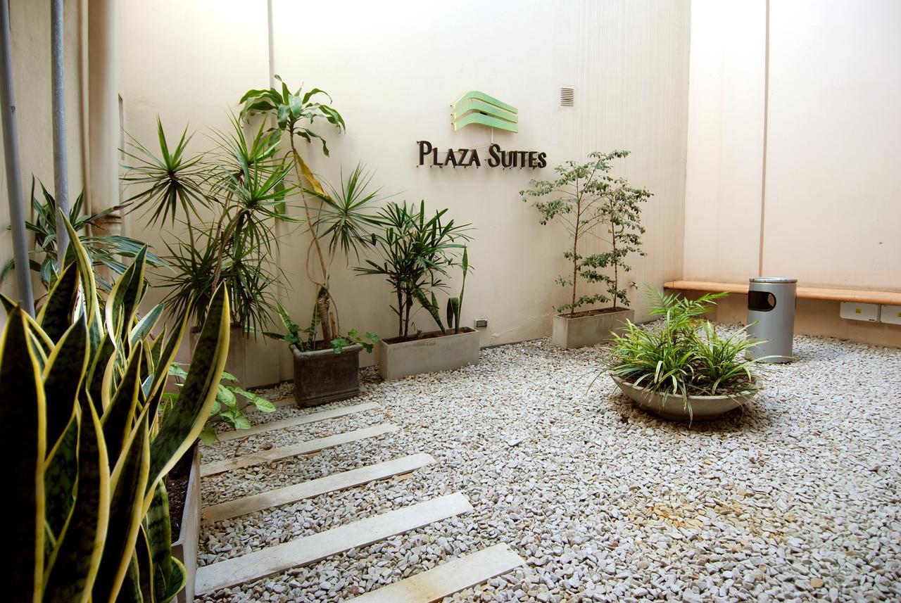 Plaza Suites Campana Exterior foto